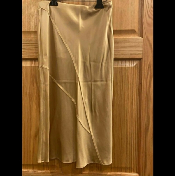 Vince Paneled Silk Satin Midi Skirt - Picture 5 of 11